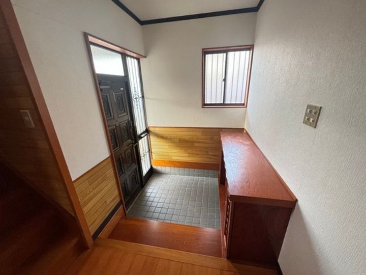 広島県廿日市市地御前北2(一戸建)の賃貸物件の玄関