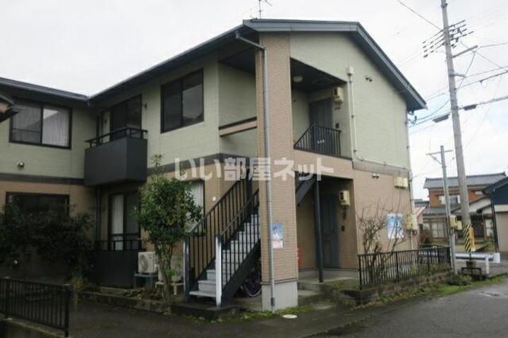 新潟県三条市石上2(アパート)の賃貸物件の外観