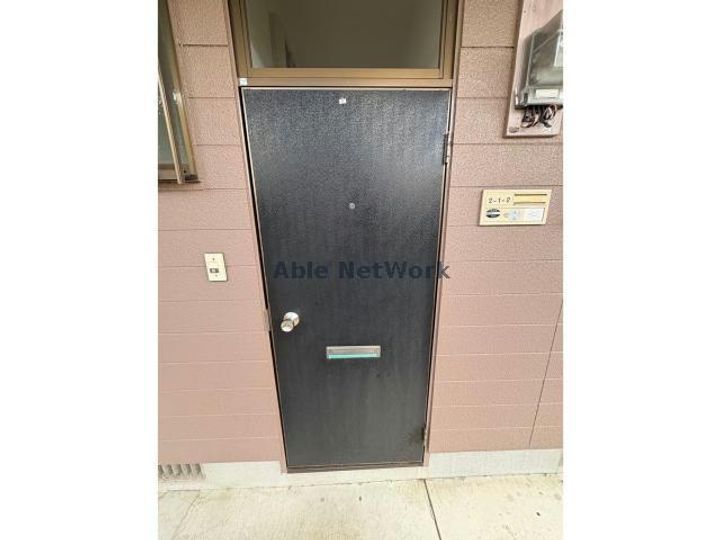 宮崎県都城市早鈴町(アパート)の賃貸物件の玄関