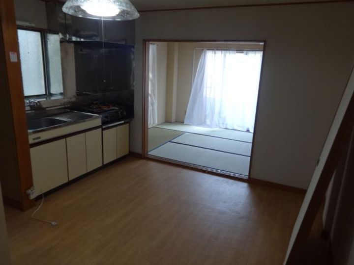 ホームズ高木の居間