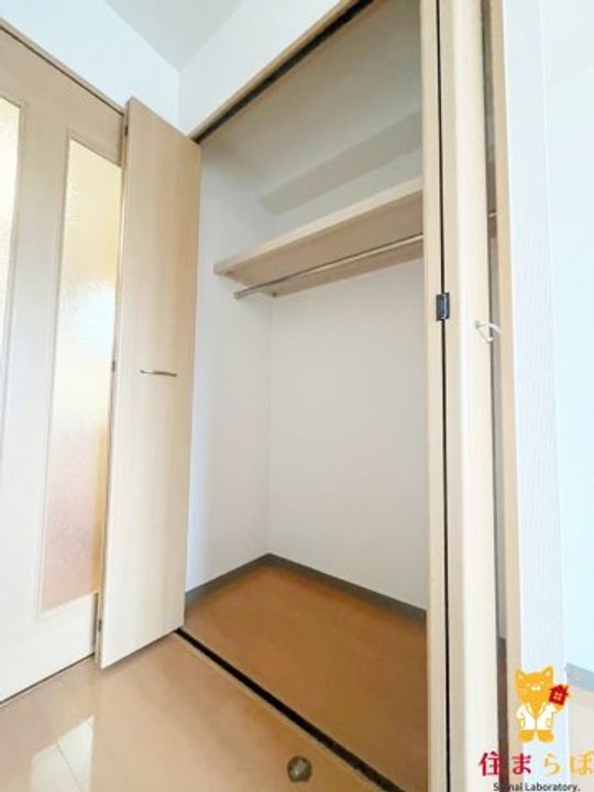 大阪府大阪市北区長柄西2丁目の賃貸マンションの内装