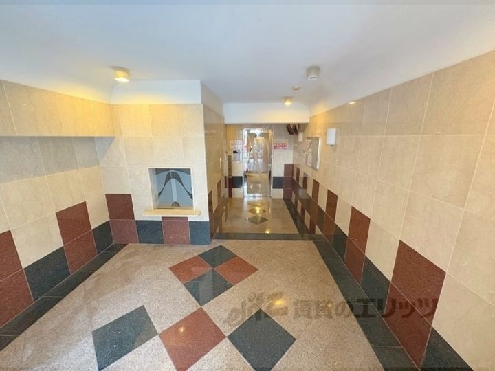 ビレイユ真英烏丸五条の地図