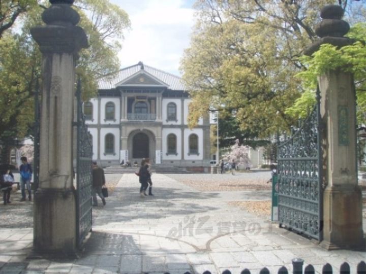 ビレイユ真英烏丸五条の周辺