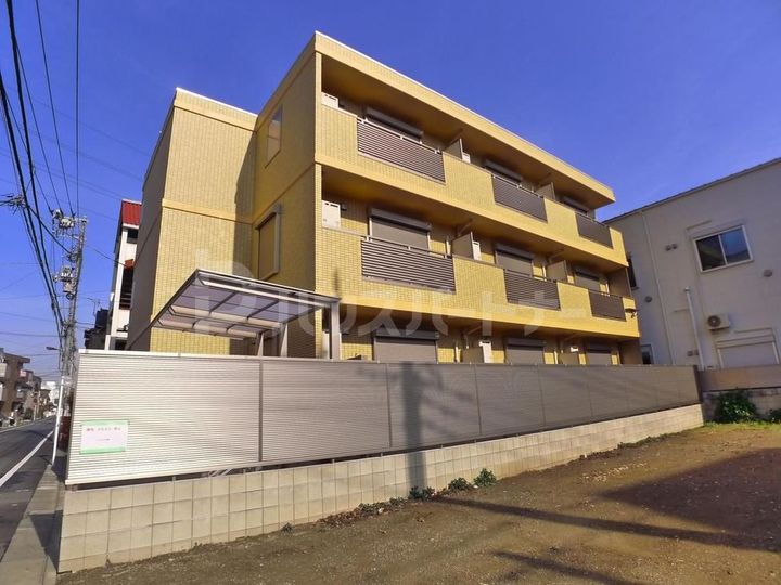 サンプロッセム梅島の外観