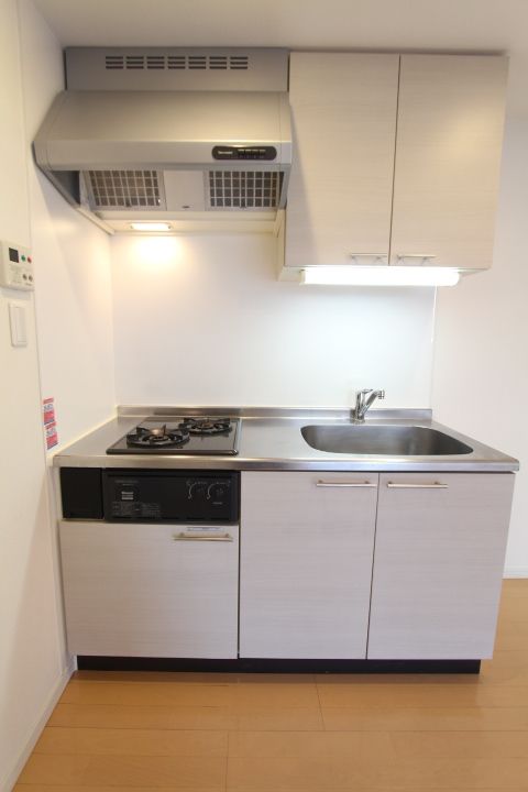 東京都目黒区青葉台3(マンション)の賃貸物件のキッチン