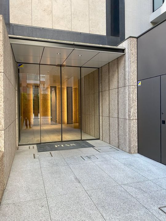 ピアース赤坂の地図