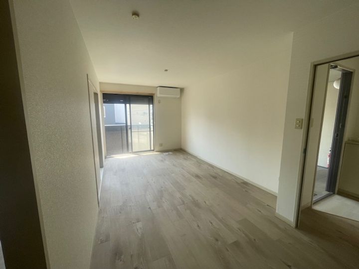 ディアス小田切の居間