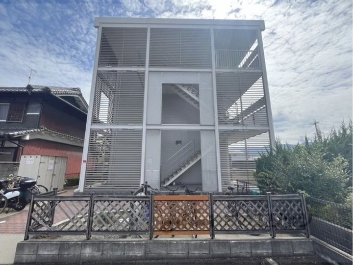 レオパレスハートピア15の外観