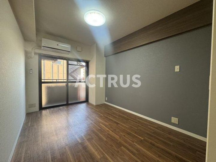 大阪府大阪市阿倍野区西田辺町1(マンション)の賃貸物件の居間