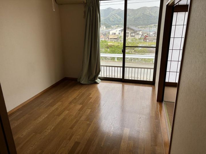 コーポチトセの居間
