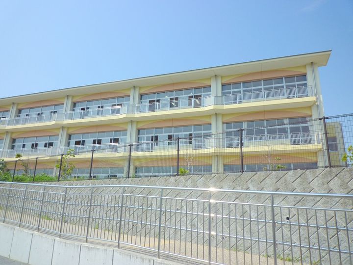 ブライトタウンの周辺