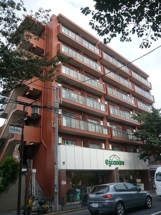 阿出川ビルIの外観