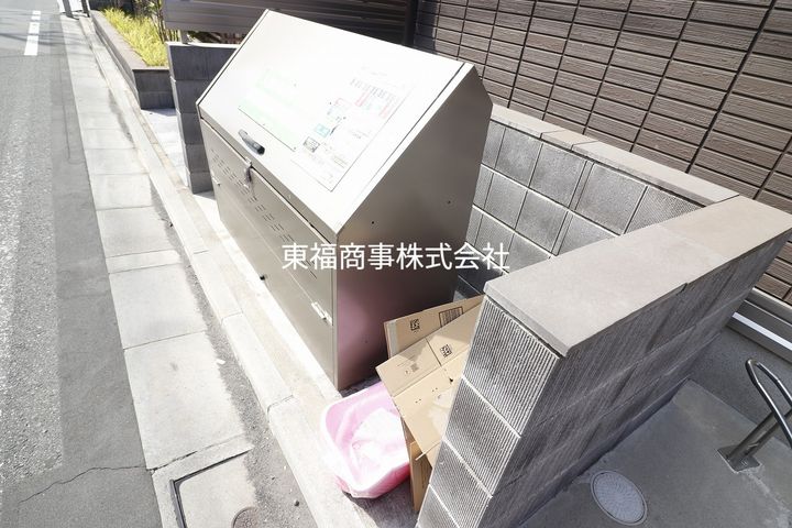 東京都練馬区春日町1(マンション)の賃貸物件の地図