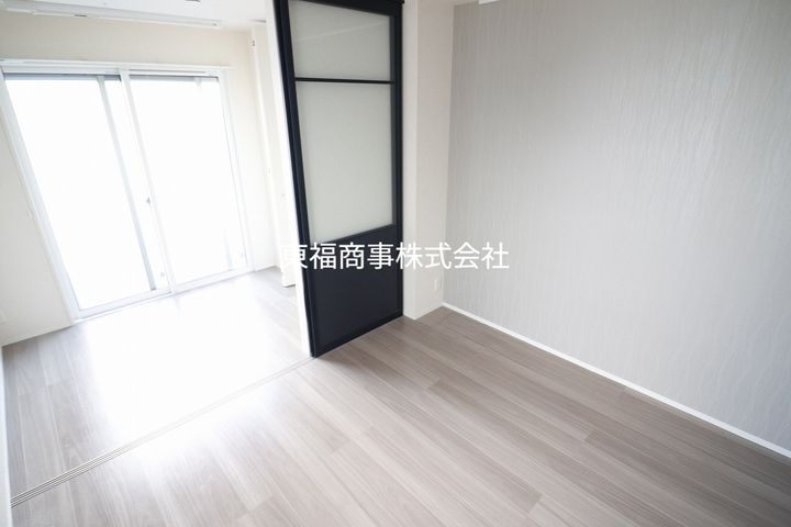 東京都練馬区春日町1(マンション)の賃貸物件の居間