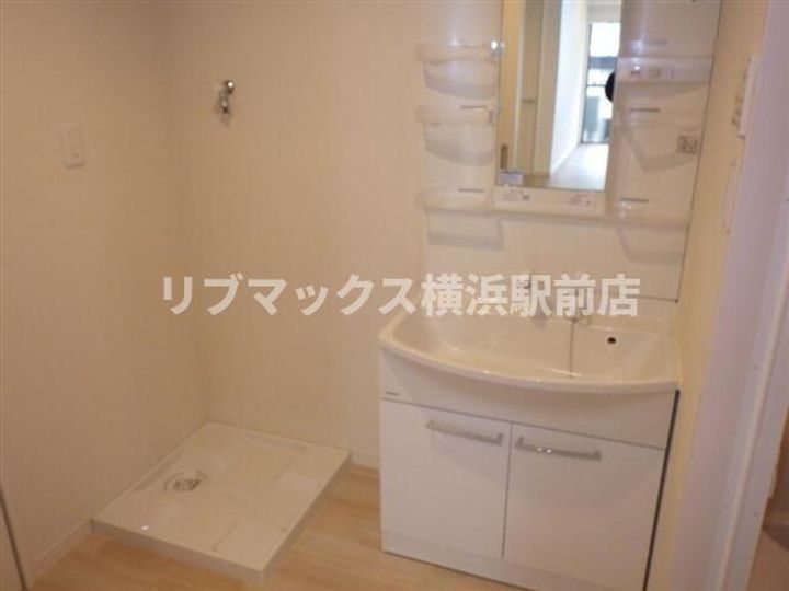 神奈川県横浜市西区浅間町2(マンション)の賃貸物件の内装