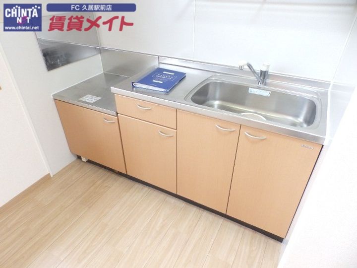 プレイズ Aのキッチン