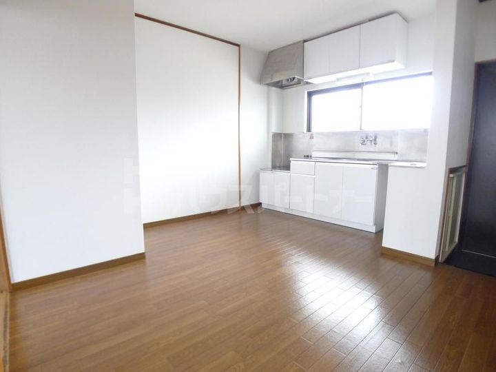 ダコタハイツの居間