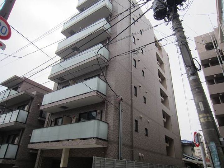 東京都世田谷区松原1(マンション)の賃貸物件の外観