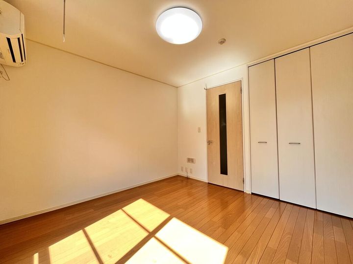 ウィングヒルの居間