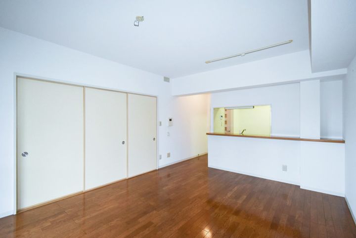 URアーバンラフレ小幡の居間