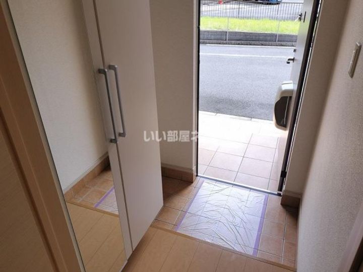 京都府舞鶴市字下福井(アパート)の賃貸物件の玄関