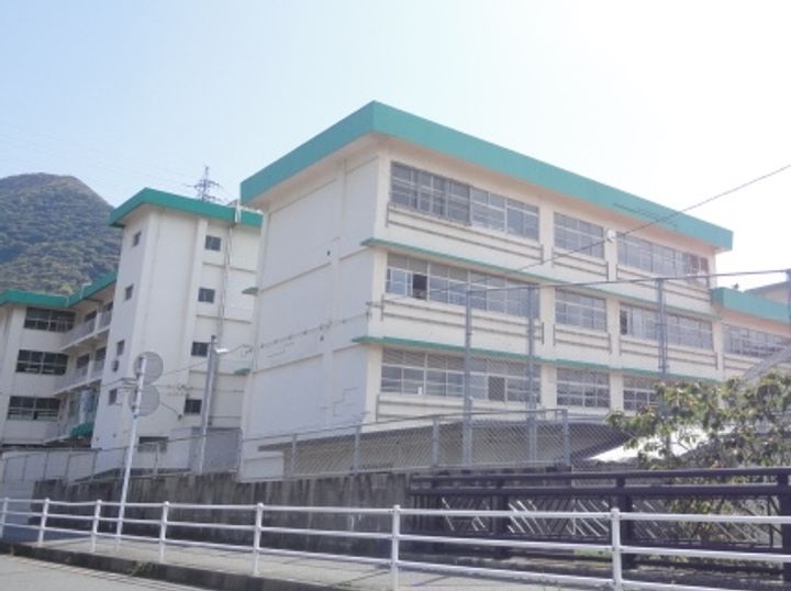 ユニゾン奥田の周辺