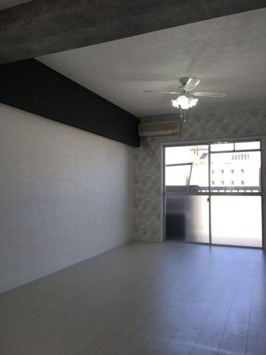 三協ビルの内装