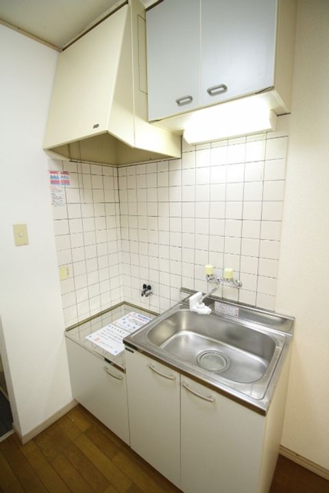 クレセント山の手21のキッチン