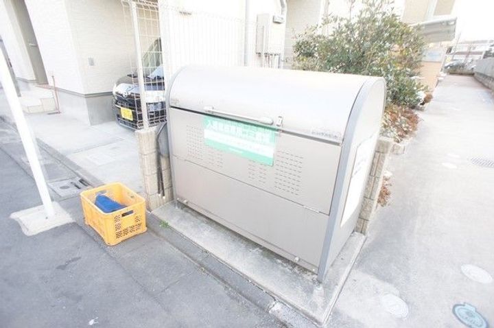 東京都足立区鹿浜2(アパート)の賃貸物件の地図