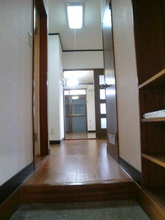 さとう溝端3の玄関