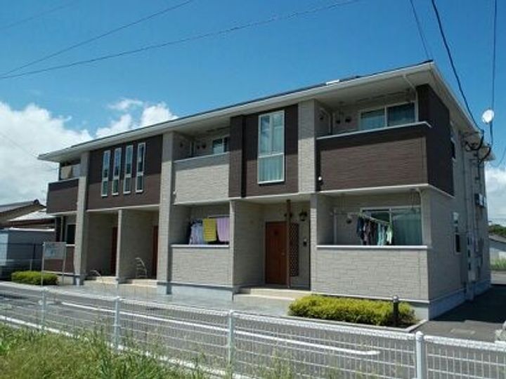 ピアチェーレIIの外観