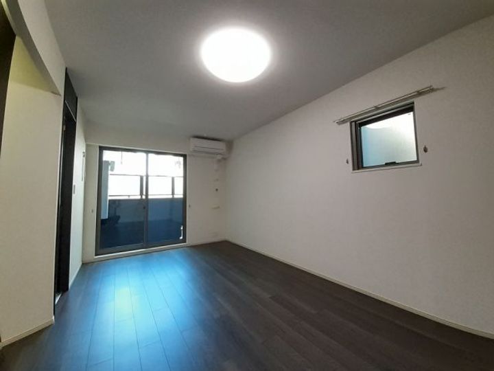 ルナ・ソーレの居間