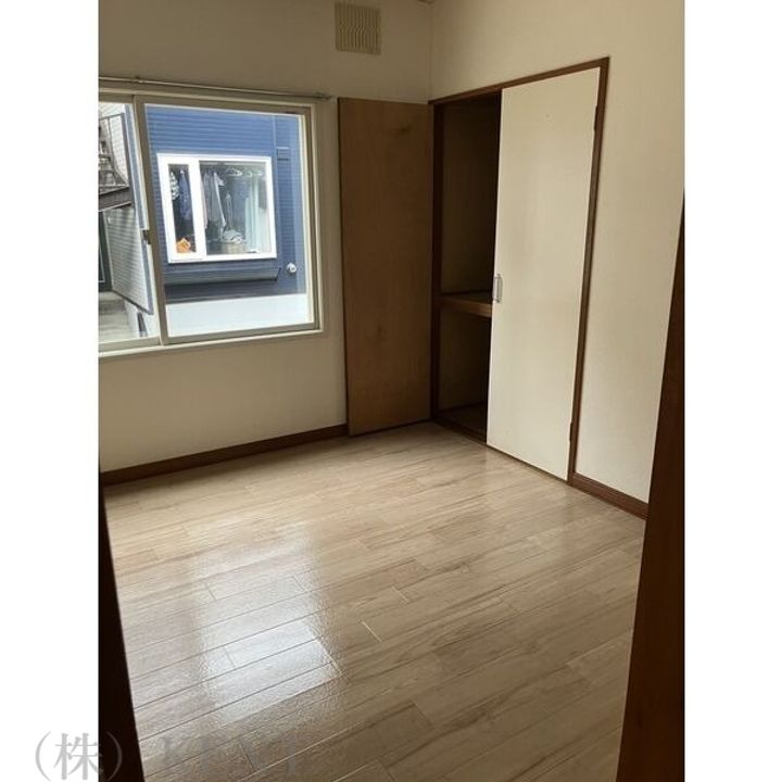 AC発寒 壱番館の内装