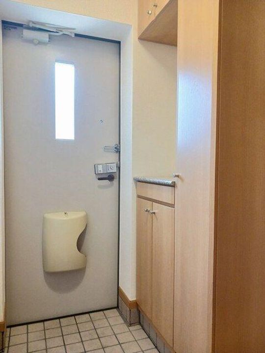 福島県いわき市小名浜寺廻町(アパート)の賃貸物件の玄関