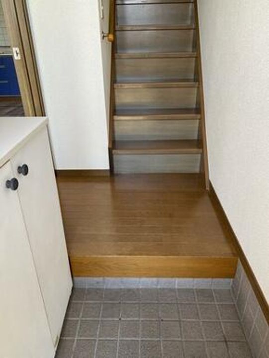 静岡県浜松市中央区南浅田1(一戸建)の賃貸物件の玄関