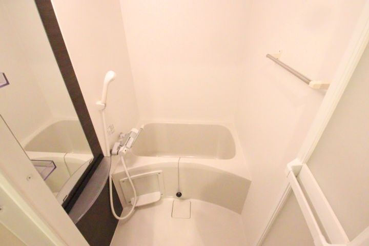 リブリ・Garden Quartzの風呂