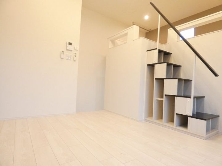 ハーモニーテラス津金IIIの居間