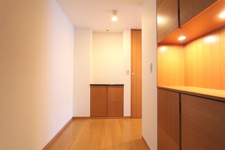 フォレストプラザ表参道の玄関