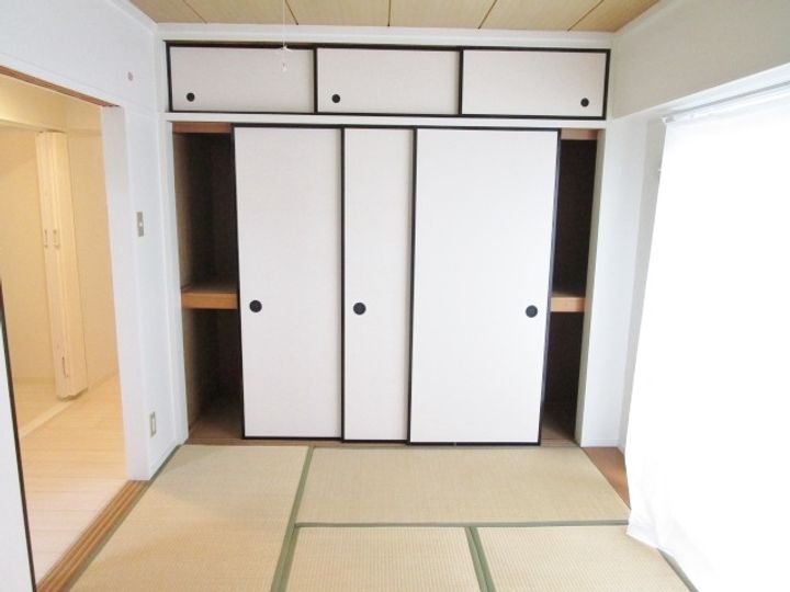 ビレッジハウス阿久和の内装