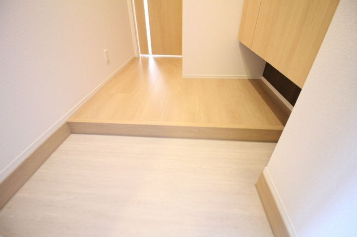 S&T Grace Square(  &             )の玄関