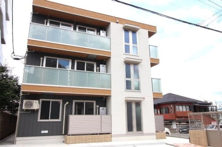 S&T Grace Square(  &             )の外観