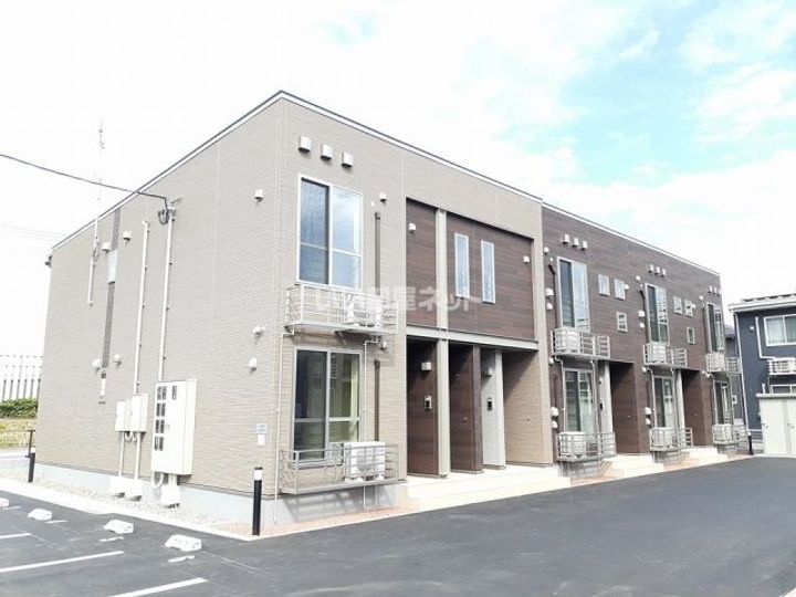 新潟県柏崎市城塚(アパート)の賃貸物件の外観