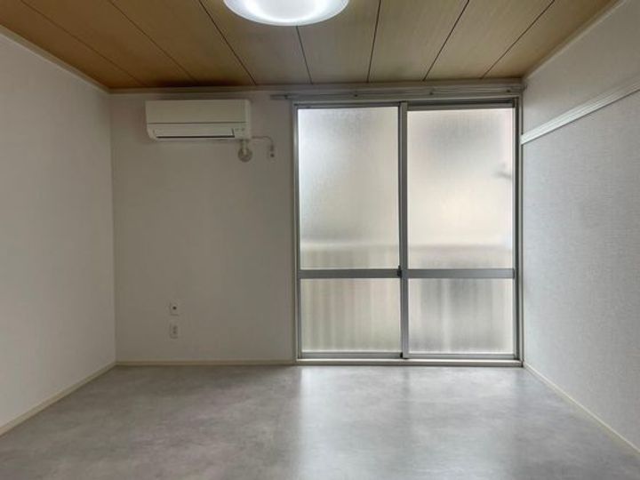 パールハイツ Bの居間