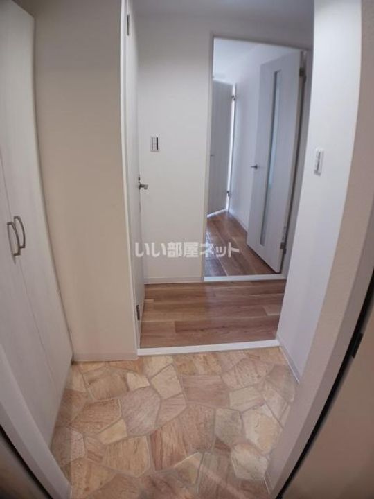 大阪府堺市堺区中之町東3(マンション)の賃貸物件の玄関