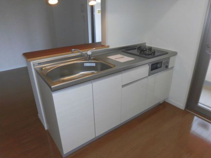 カンフォーラ松原のキッチン