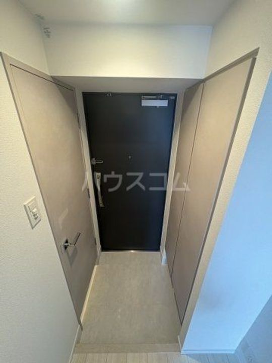 S-RESIDENCE原木中山azureの玄関