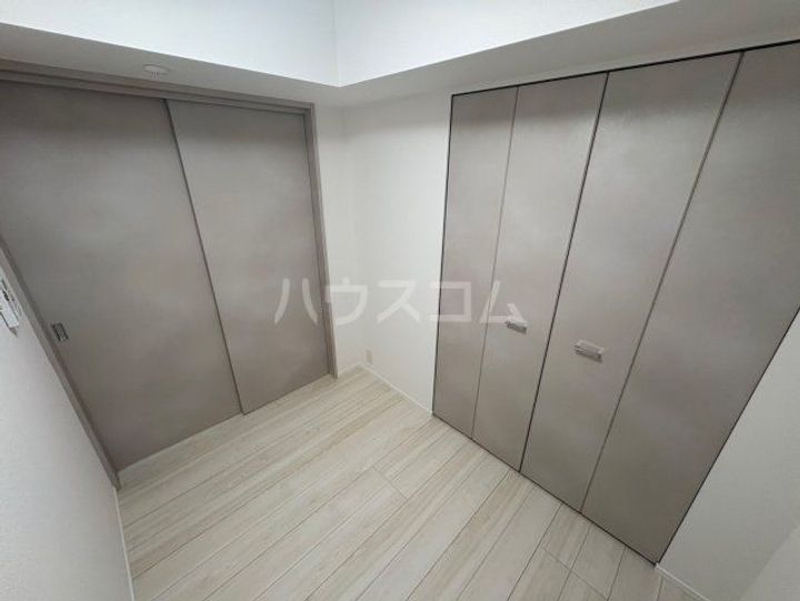 S-RESIDENCE原木中山azureの居間