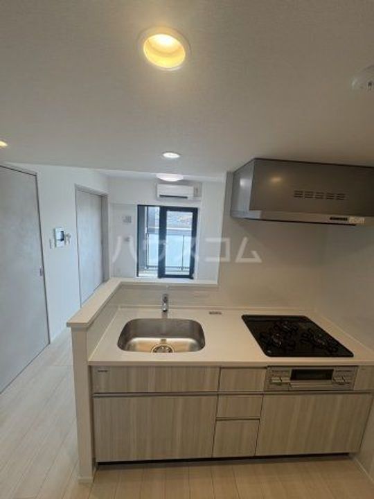 S-RESIDENCE原木中山azureのキッチン