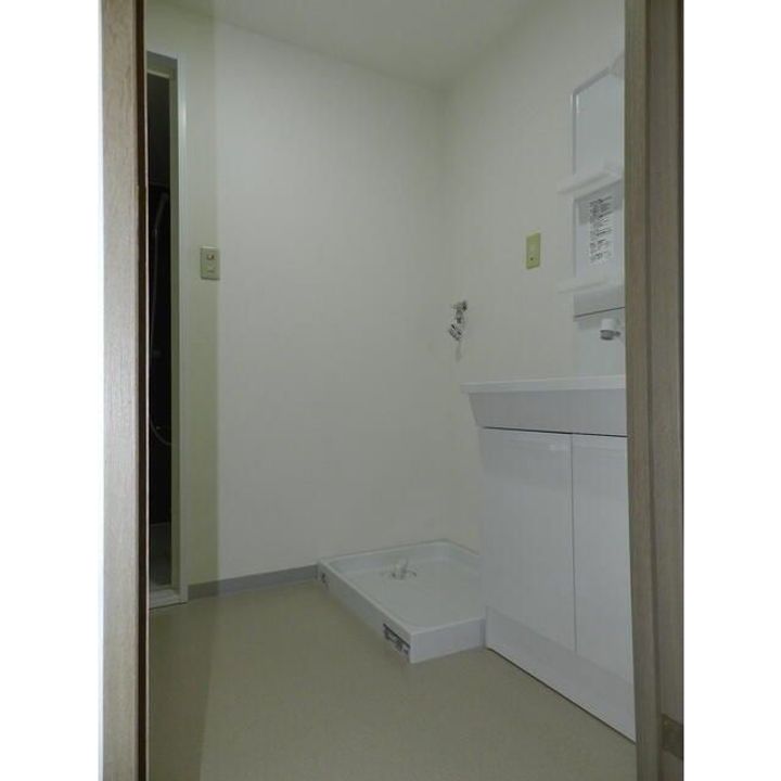 ラグジュアリーヒルズ松見町の内装