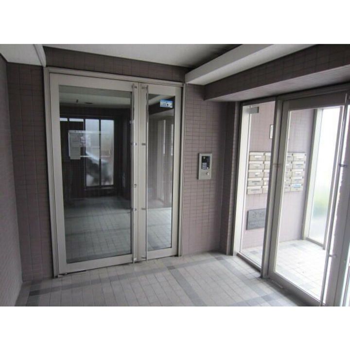 ラグジュアリーヒルズ松見町の内装